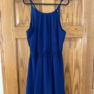 Perfect navy dress for wedding or cocktail event!